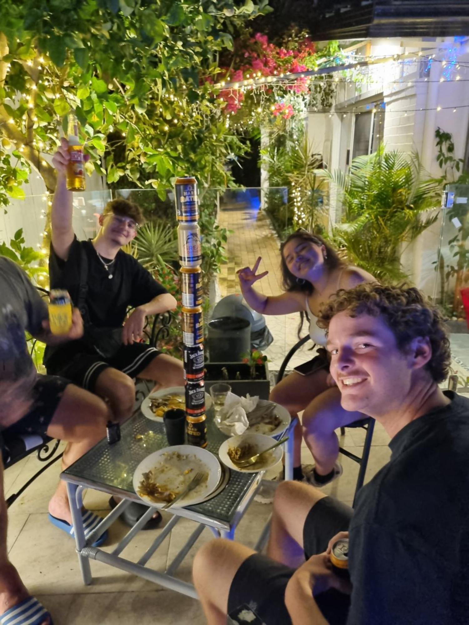Homestyle Hostel - 18-36Yrs Caloundra Extérieur photo